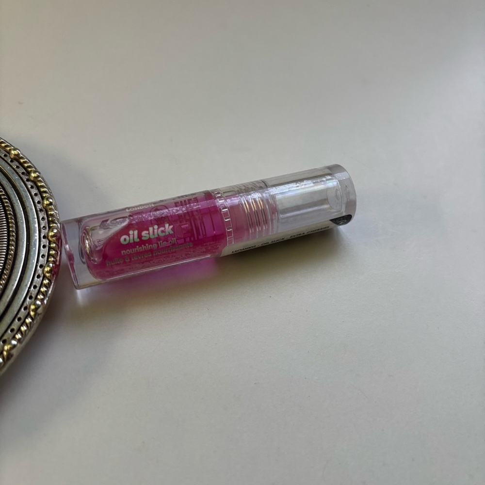 Lottie London Oil Slick Extra Cherries - Picture 2 of 5